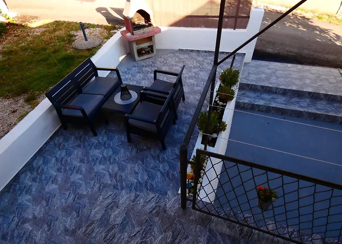 Holiday House Sia